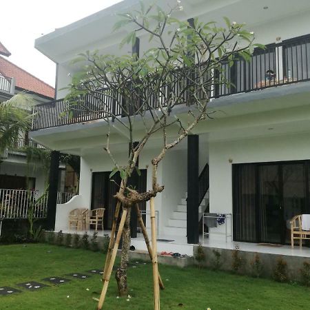 Hello Canggu Homestay Esterno foto